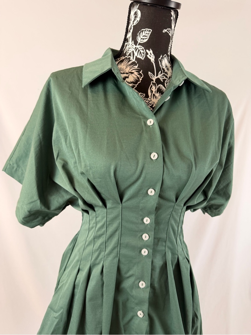 Structured Waist Green Button-Front Mini Dress - Picture 3 of 4